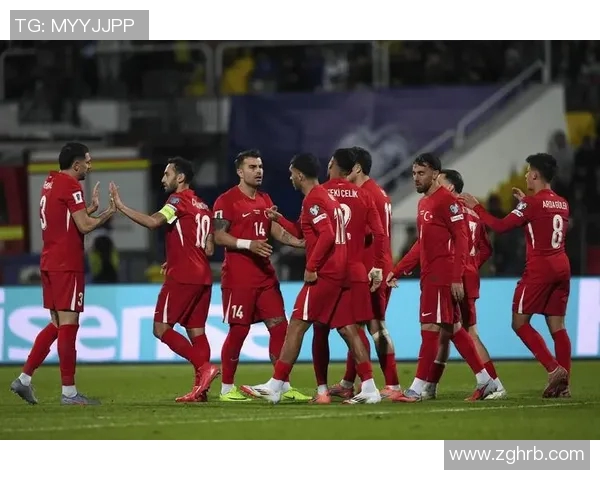 土耳其足球明星成长之路与辉煌成就深度解析 土耳其足球明星成长之路与辉煌成就深度解析