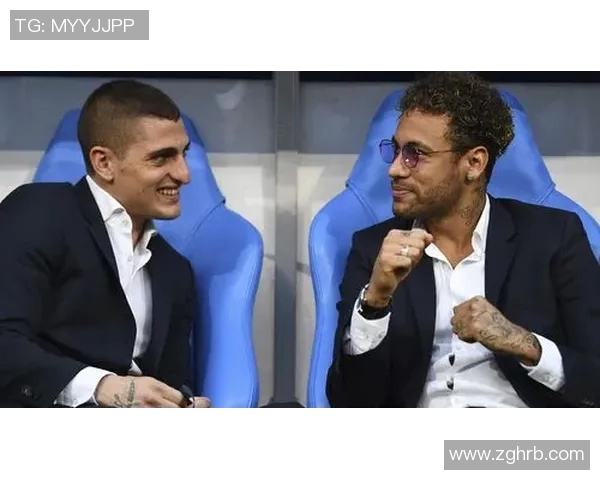 足球球星聚会打麻将:明星球员碰撞竞技与智慧的精彩瞬间 足球球星聚会打麻将:明星球员碰撞竞技与智慧的精彩瞬间